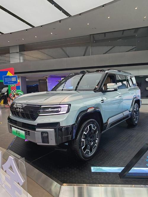 重庆江津区耀环康企业管理咨询比亚迪方程豹硬派越野的爆款，英菲尼迪35周年与你共成长